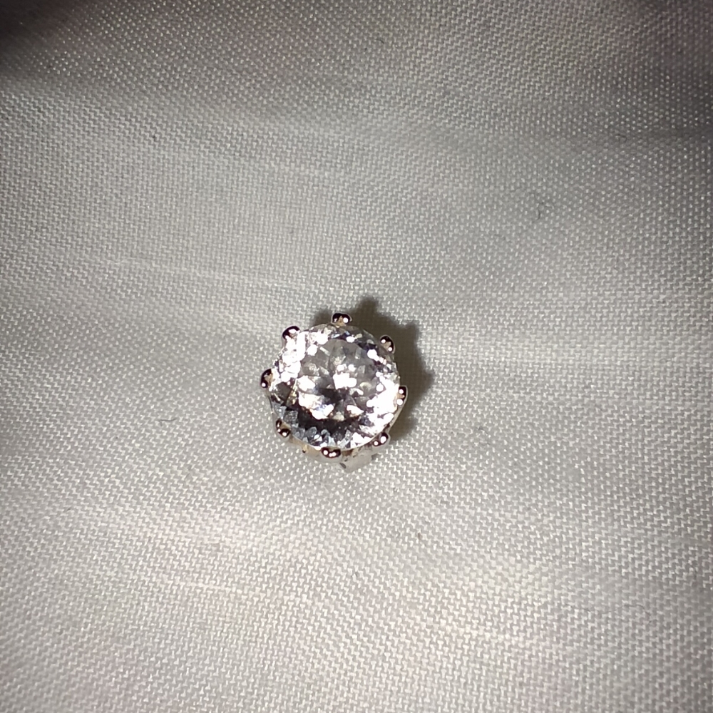 ISO stud earrings like this one (please see descr)